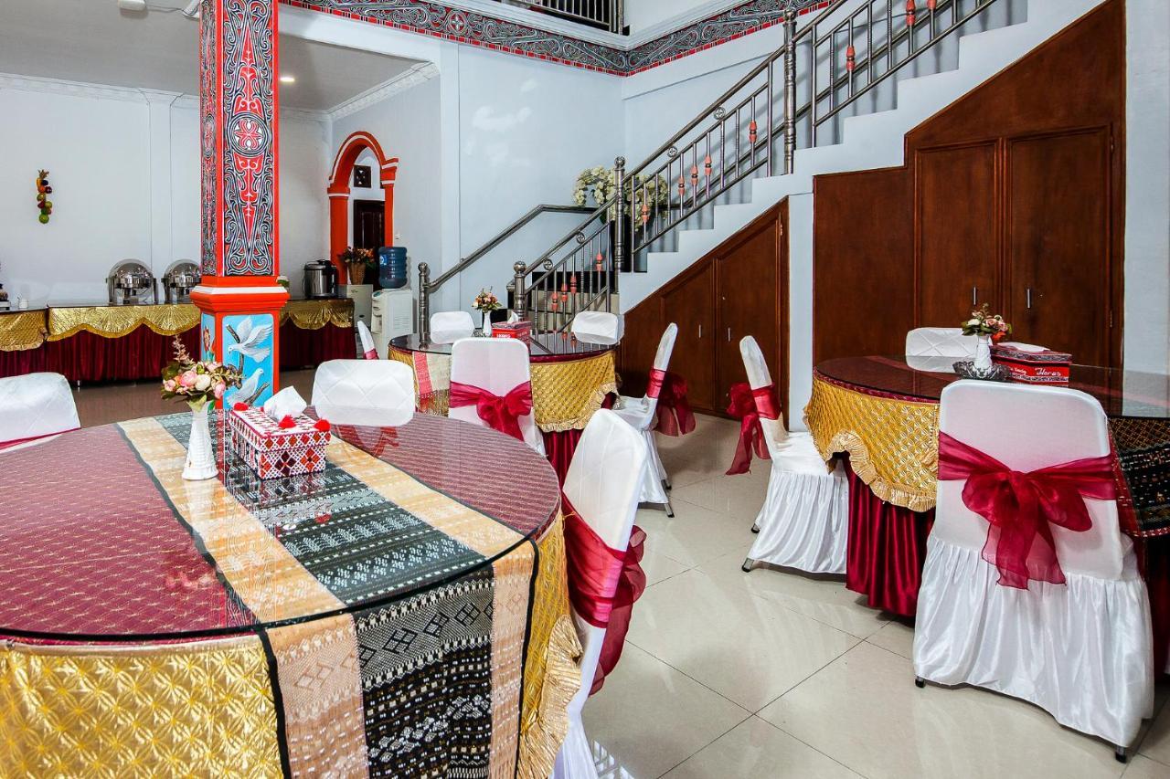 Tarutung Oyo 1520 Hotel Kartini מראה חיצוני תמונה